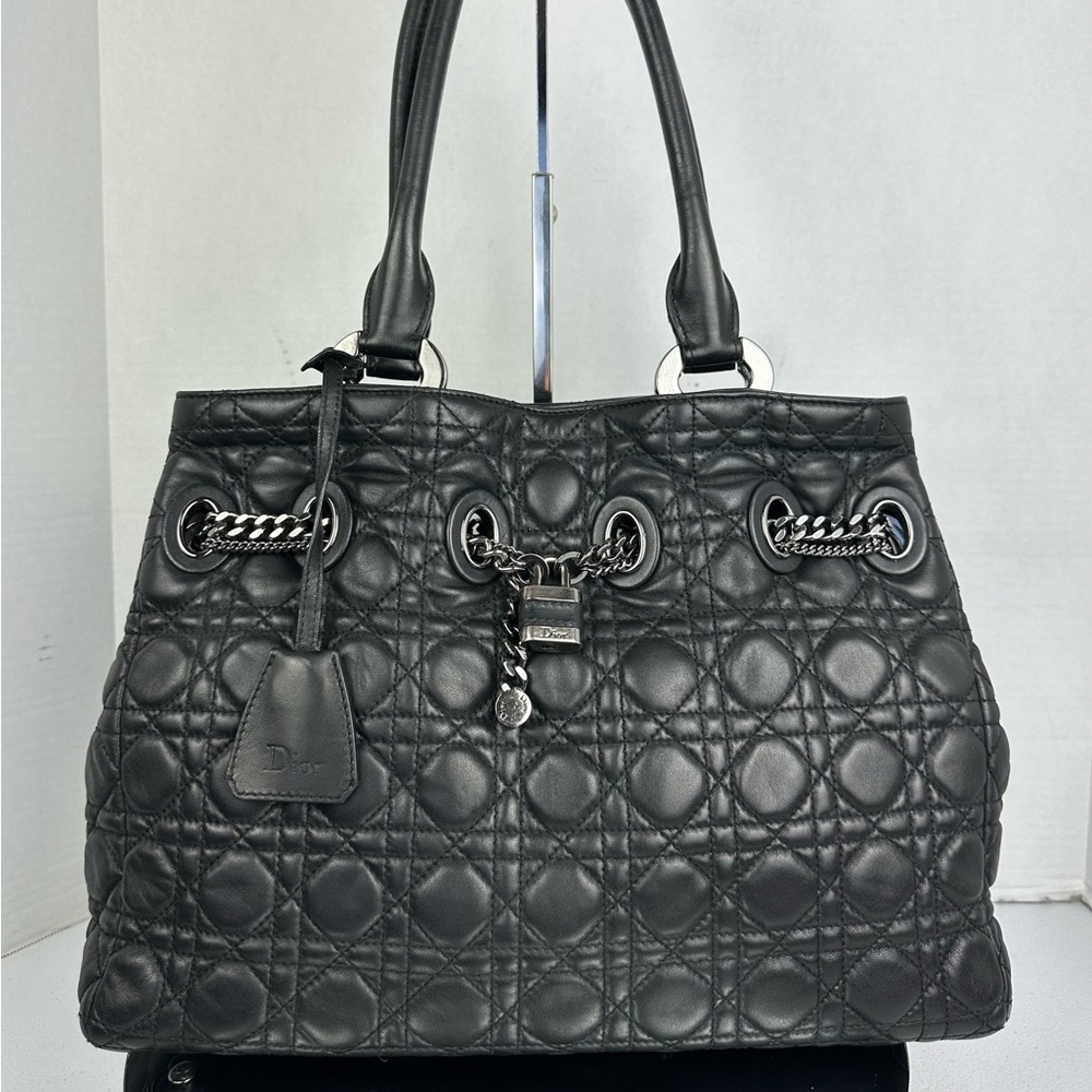 Dior Black Quilted Handbag + Dior wallet - Picture 3 of 16